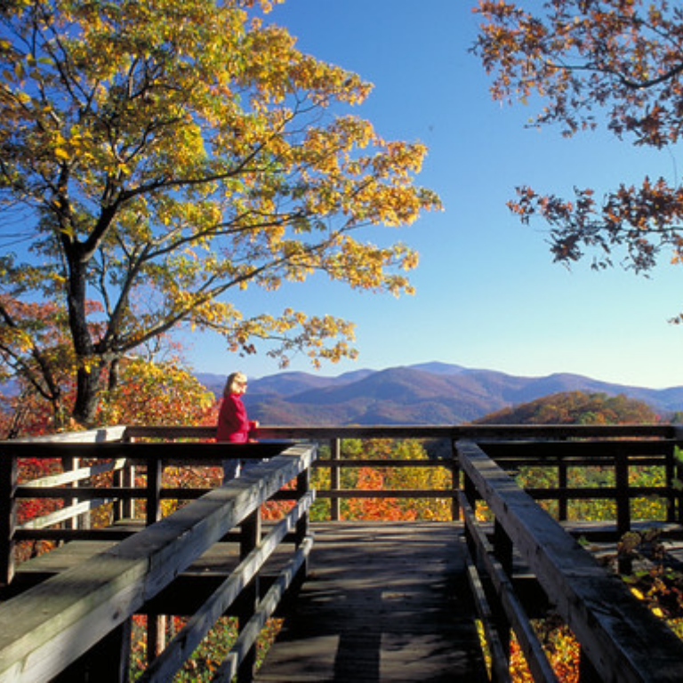 Black Rock Mountain overlook with fall foliage