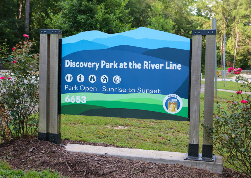 SaraMicklos DiscoveryParkAtTheRiverline EntrySign